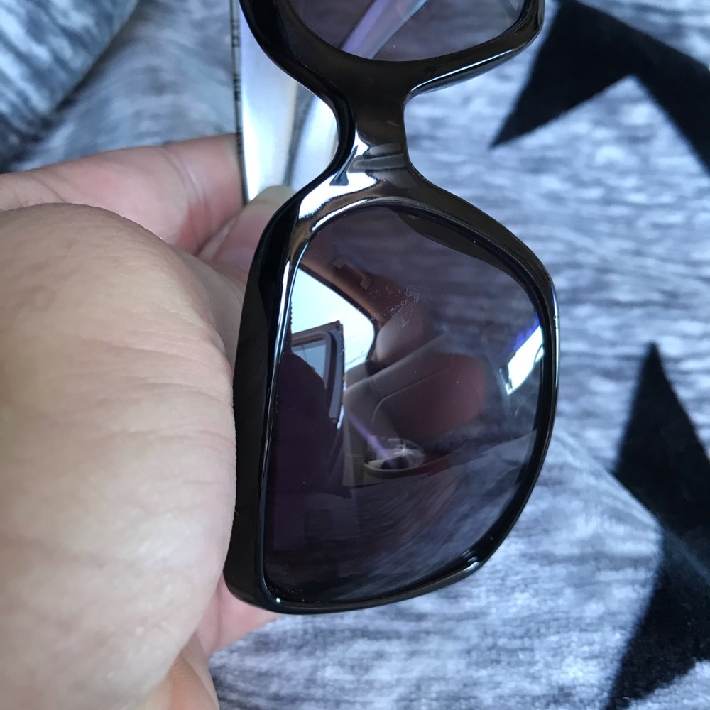🕶 Sunglasses 🕶 - Picture 6 of 6